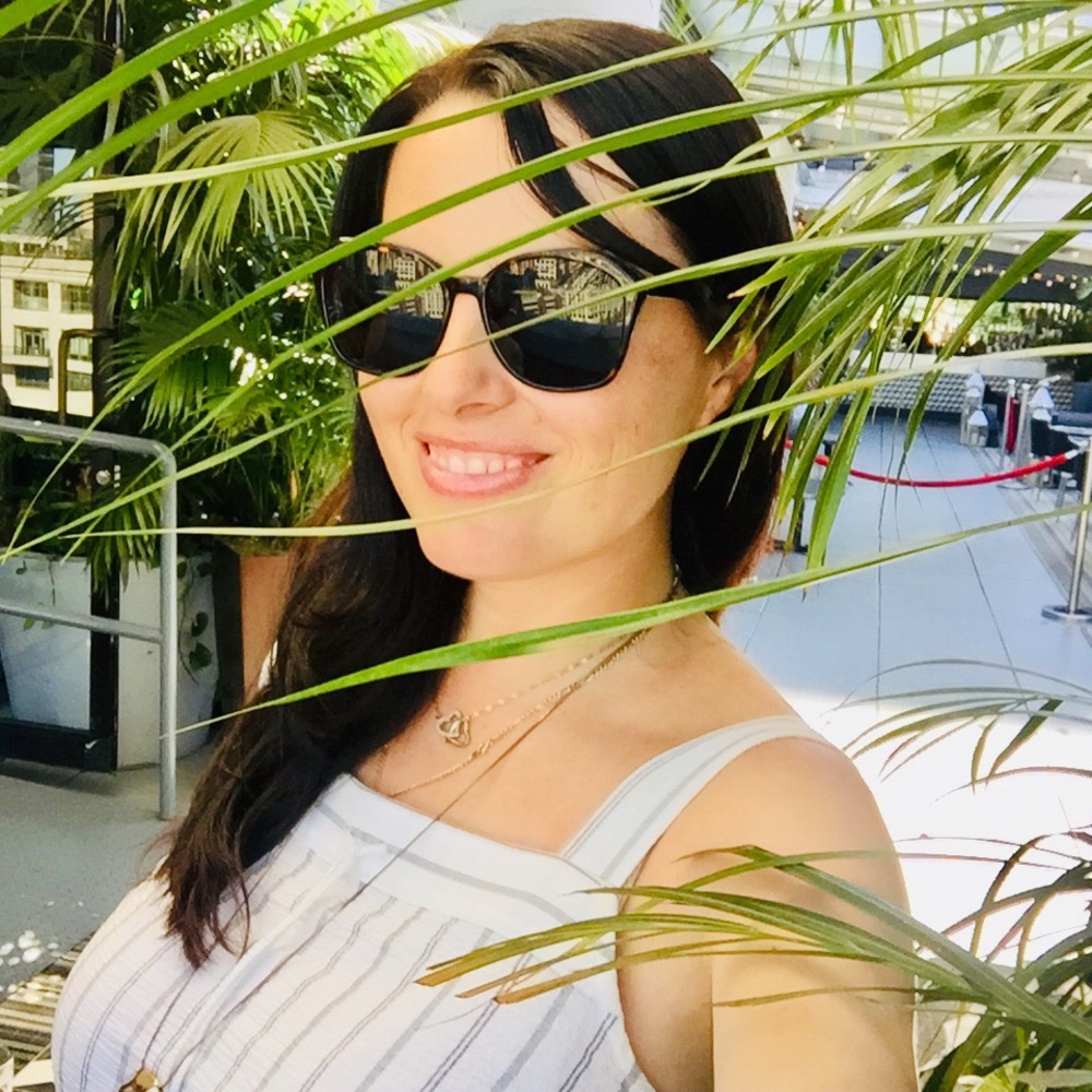 Meet your Posher, Ana